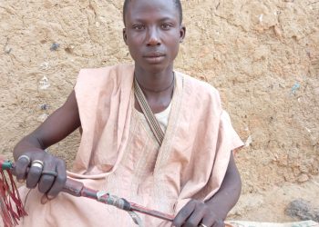 The teenagers fighting Nigeria’s ‘bandits’ with knives and clubs – Al Jazeera English