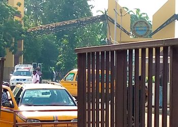 ASUU strike: Tight security presence at UNILAG gate as students plan protest – Punch Newspapers