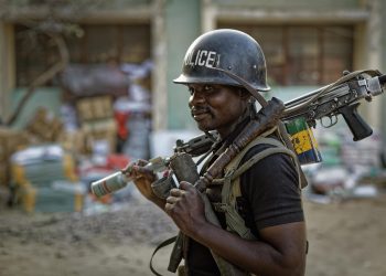 Nigerian police seek abductors of prelate freed after ransom – The Associated Press – en Español