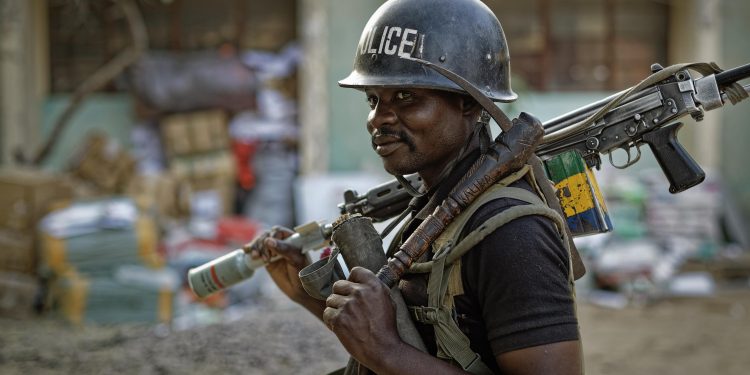 Nigerian police seek abductors of prelate freed after ransom – The Associated Press – en Español