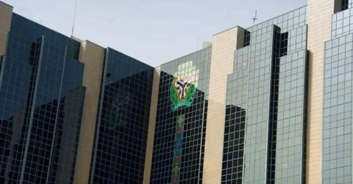 EXPOSED: How CBN Reversed Itself On Old Notes But Accused Media Of Fake News