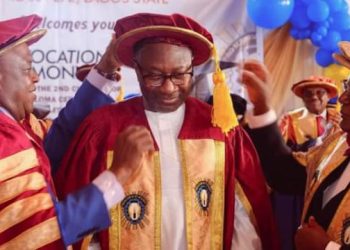 Femi Otedola gifts all 750 Students of Augustine University N1 Million each