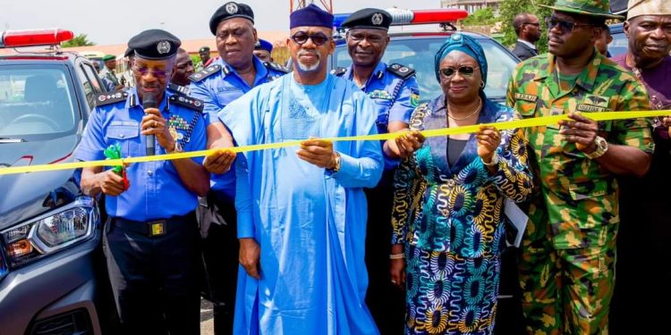Abiodun Donates 25 Patrol Vehicles To Police