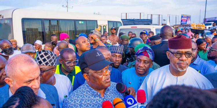 Hitech to Commence Palliative Work on Sagamu-Ijebu-Ode Expressway Monday – Umahi