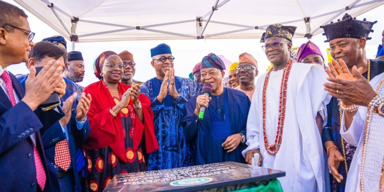 Oyetola flags off Gateway Inland Dry Port, says it will make Nigeria a logistics hub