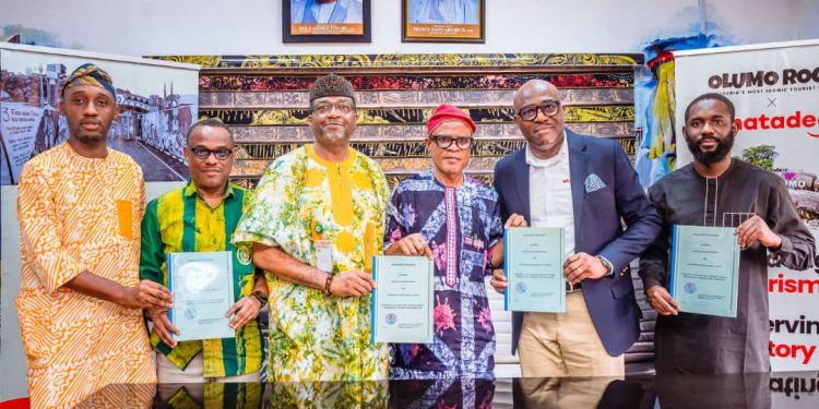 Ogun Govt Signs MoU with Whatadeal, Takes Over Management of Olumo Rock Tourism Centre