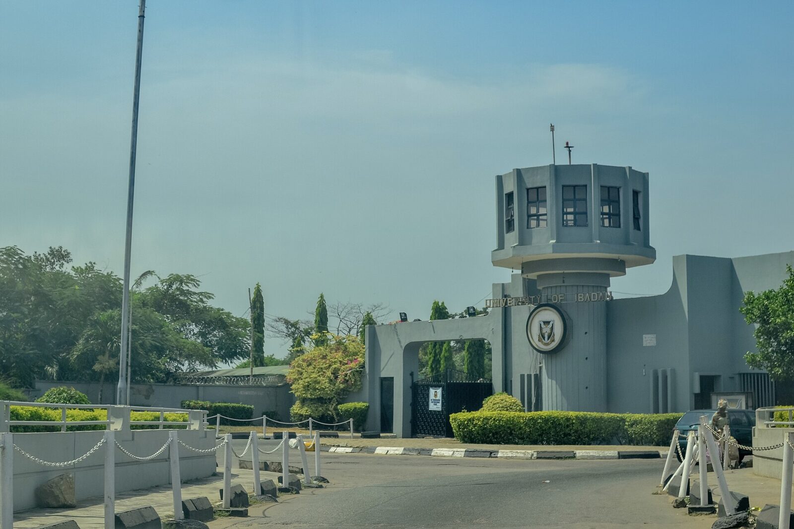 Main entrance gate of the University of Ibadan seen from the road