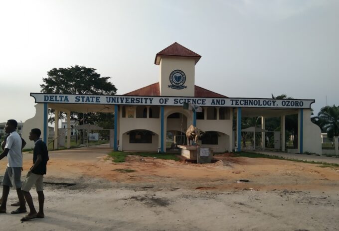 Entrance gate and signboard of Delta State University of Science and Technology, Ozoro